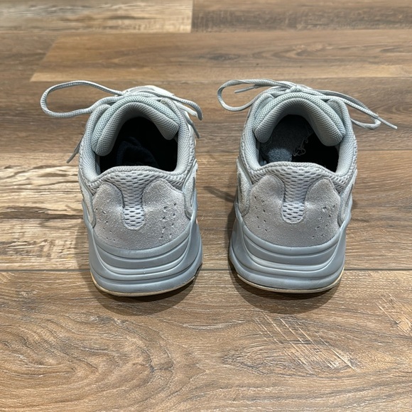 YEEZY Boost 700 Inertia Size 12 - Picture 5 of 11
